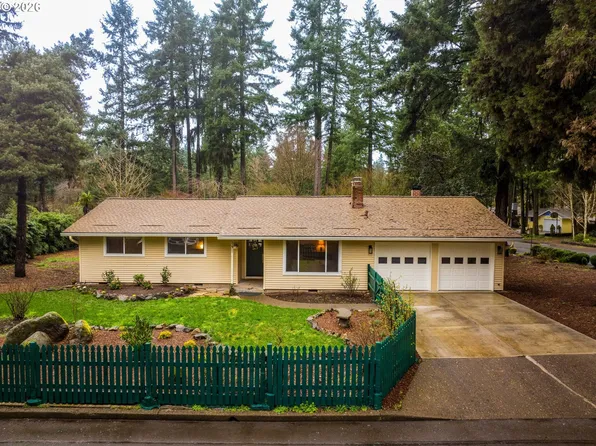 5271 Chinook Ct, Lake Oswego, OR 97035