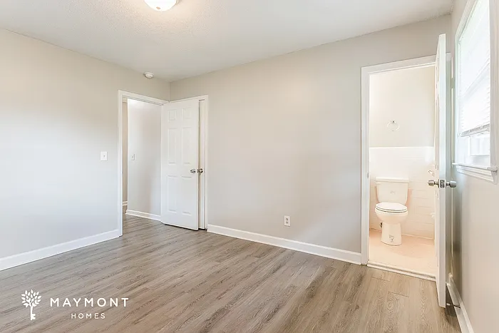 2 Summit Ave — Photo 9