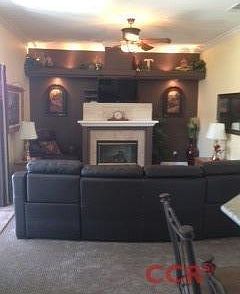 2nd image of 221 N Beechnut St
