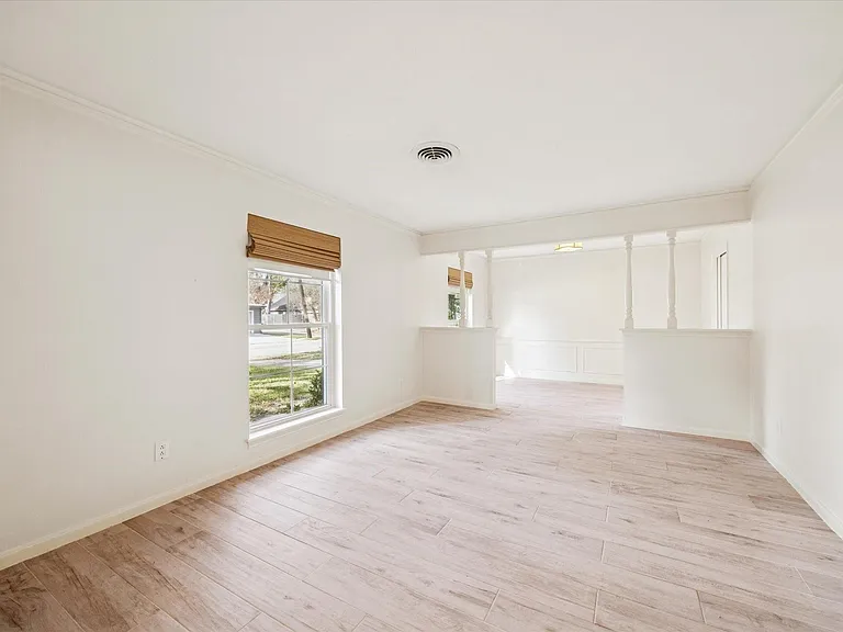 2127 Blue Willow Dr — Photo 5