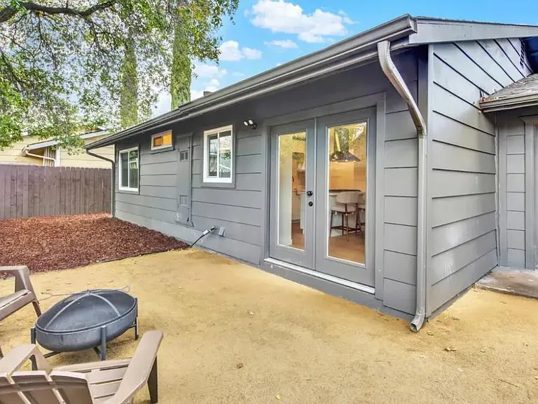 6610 Oak Leaf Ct — Photo 5
