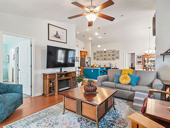 5th image of 4412 Livorn Loop #-