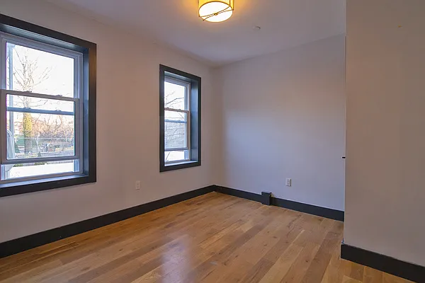 Rented by Isaac Silberstein, LREB | media 45