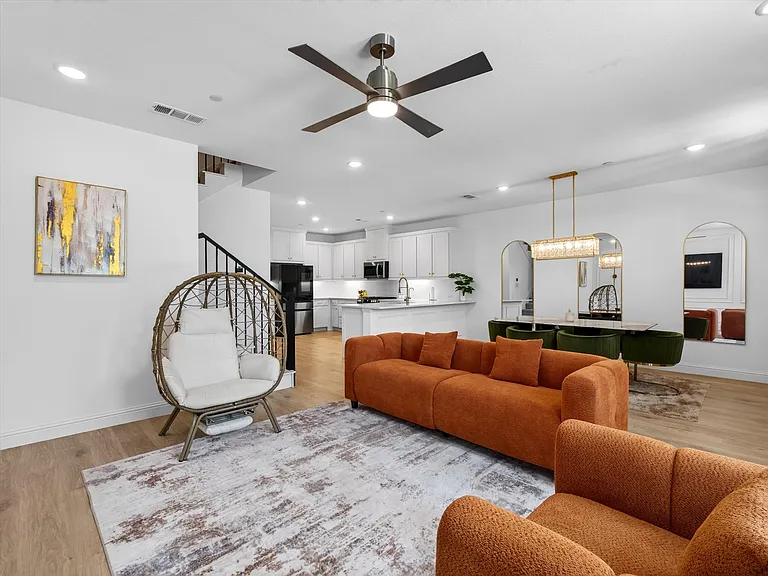 8900 Magnet Dr — Photo 7