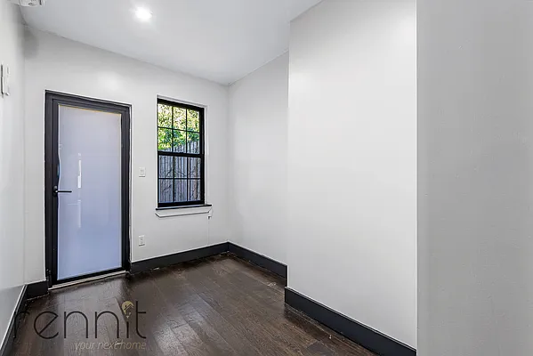 Rented by Rennit Inc. | media 7