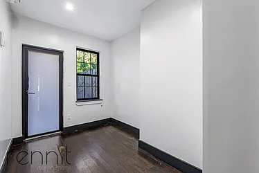 Rented by Rennit Inc.