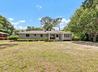 114 Green Forest Dr, Wilmington, NC 28409