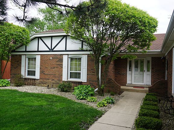 2nd image of 1629 Joy Ln