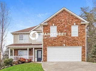8126 Cambridge Gables Ln, Knoxville, TN 37938