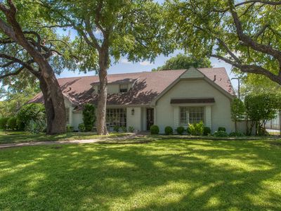 3013 Overton Park Dr E, Fort Worth, TX, 76109