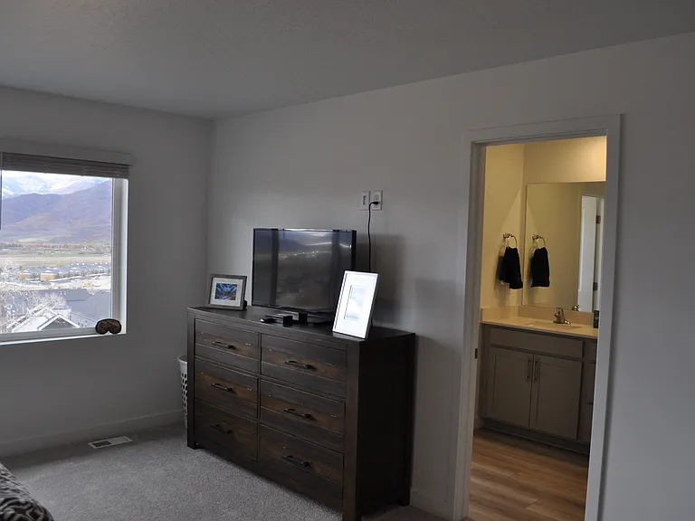 2439 N Canal View Ln — Photo 9