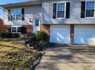 5302 Idlewood Ln, Louisville, KY 40291