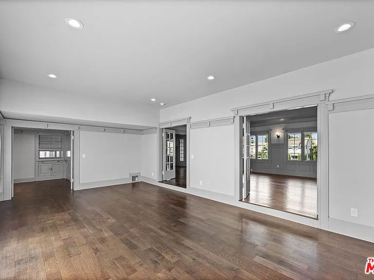 344 S Kingsley Dr — Photo 9
