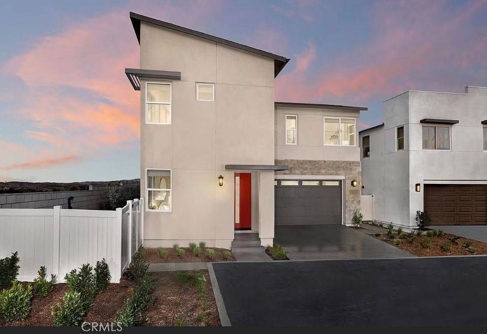1st image of 3448 E Emerald Dr