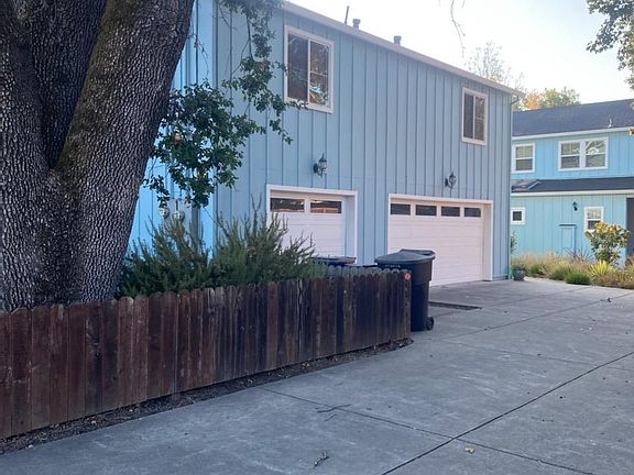 3rd image of 321 Arbor Ave