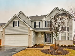 1874 W Windsor Dr, Round Lake, IL 60073