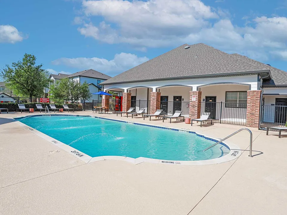 Worthington Point Apartments