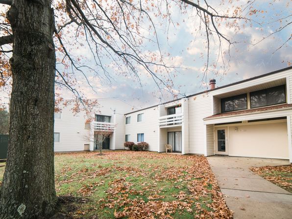 130 Sunnyhill Dr #63