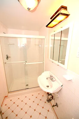 Rented by Compass | media 18