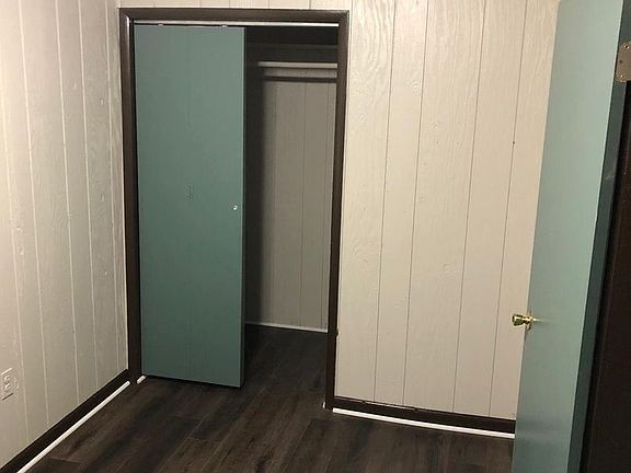 4th image of 4821 Homerlee Ave House 1