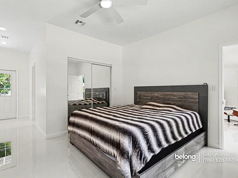 6235 4th St #B — Photo 25