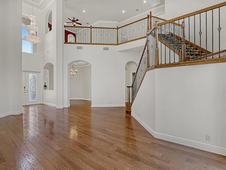 6464 Bellamalfi St — Photo 18