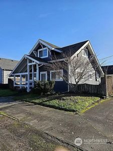 247 B Street SW, Castle Rock, WA, 98611
