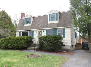 83 Chippy Ln, Methuen, MA 01844