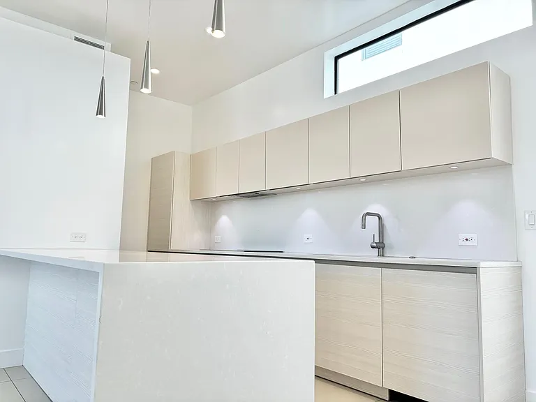 7301 E Minnezona Ave #1007 — Photo 14