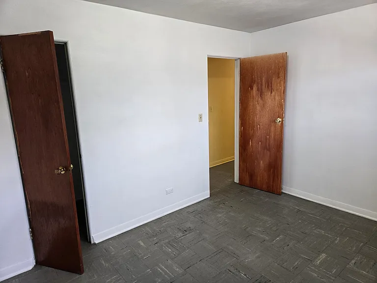 1117 S Saxby Ave — Photo 8