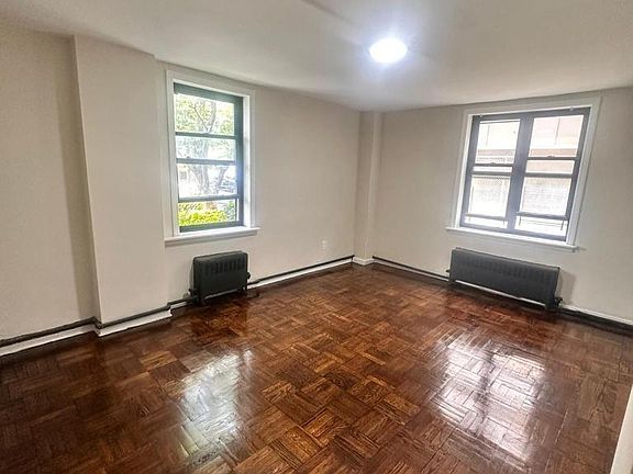 4th image of 114 Washington St #1B