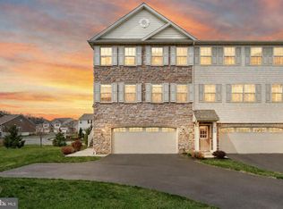 711 Jonathan Ct, Mechanicsburg, PA 17055