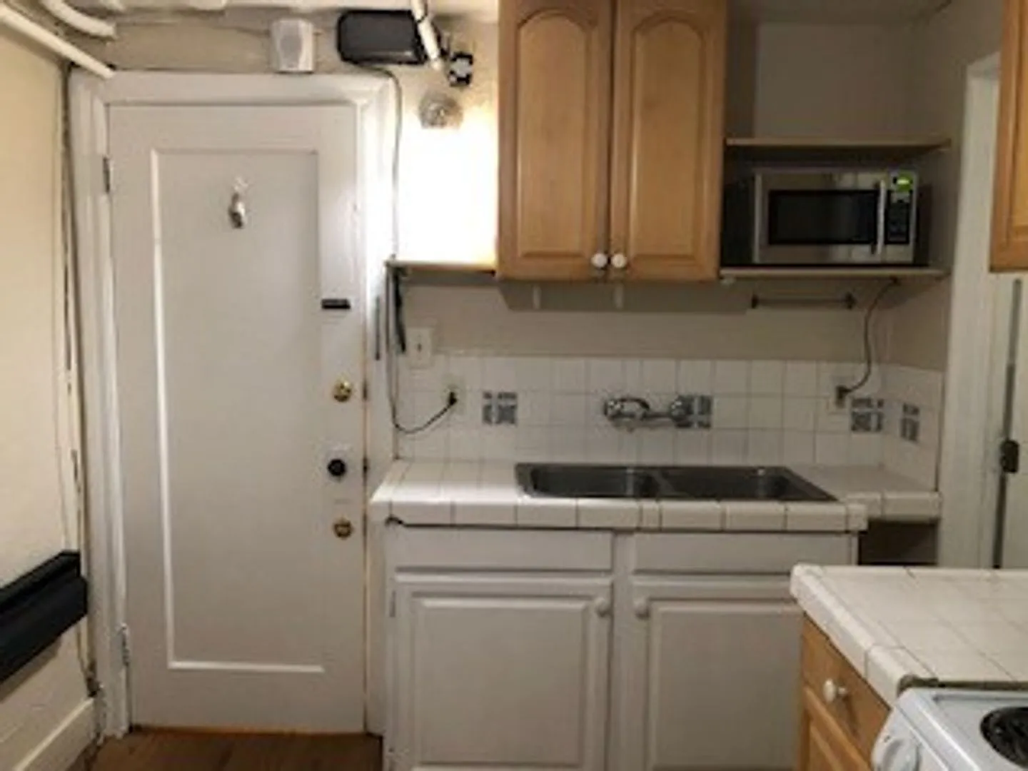 595 Merritt, LLC — Photo 3