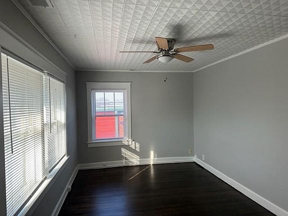 3rd image of 15 S 17th St #2