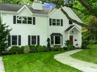 107 Greenacres Ave, White Plains, NY 10606