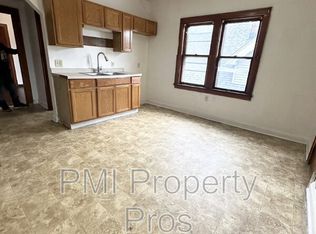 4415A N 29th St, Milwaukee, WI 53209
