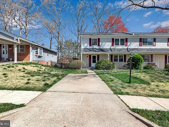 3rd image of 2896 Cedar Crest Ct
