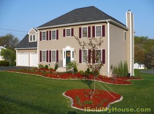 221 Parker Farms Rd, Wallingford, CT 06492