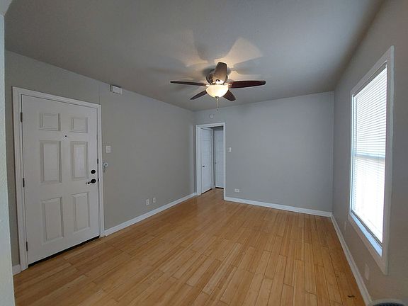 3rd image of 455 Eleanor Ave APT 2