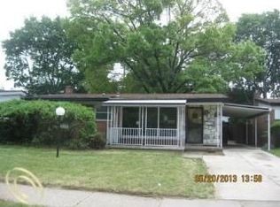 22735 Cambridge Ave, Detroit, MI 48219