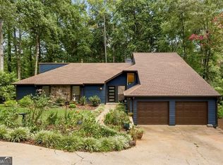 1115 Lake Dr, Roswell, GA 30075