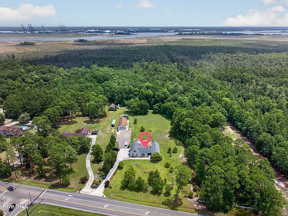 5th image of 1520 River Road SE