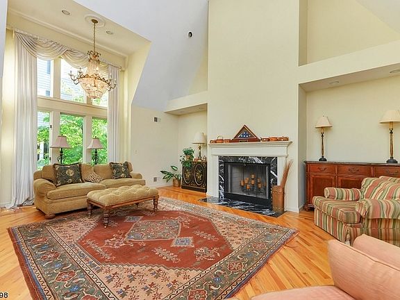 4th image of 25 Bedford Rd