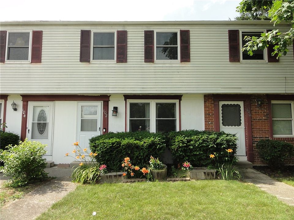 1st image of 102 Concord Farm Rd