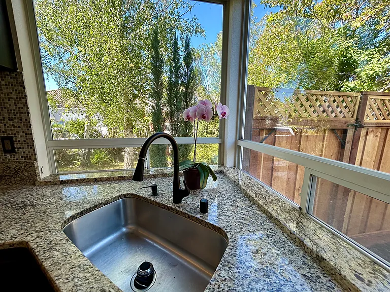 400 Jonathan Ridge Dr — Photo 38