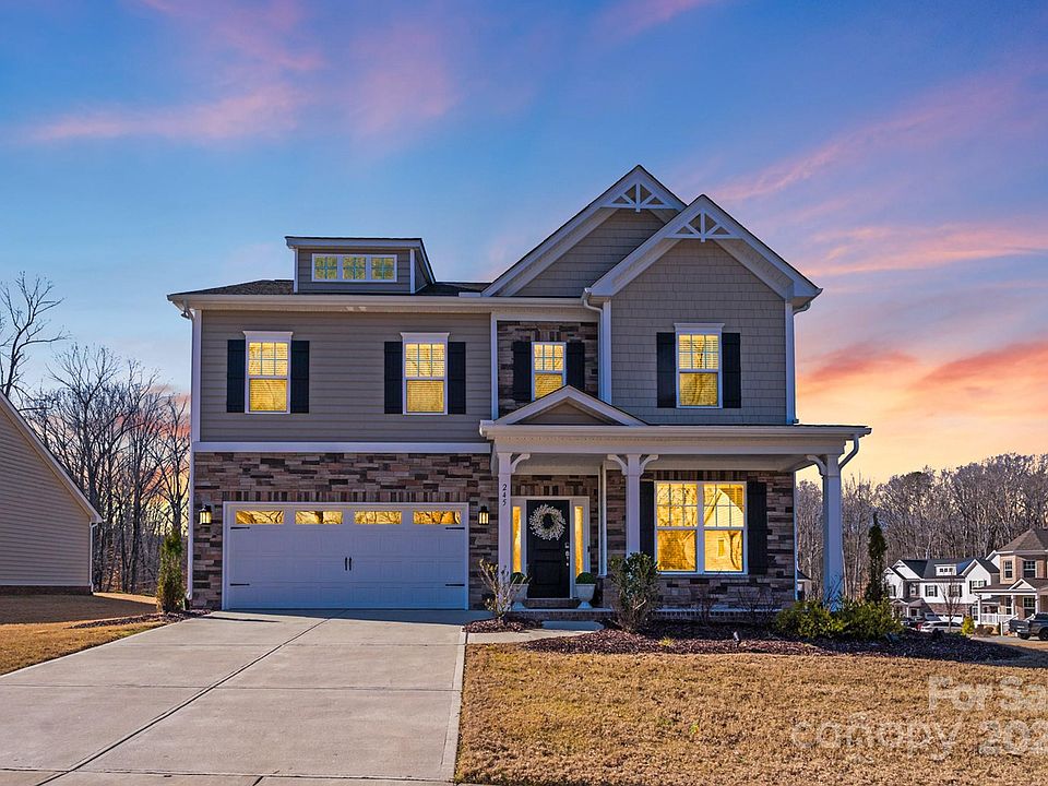 1st image of 245 Pine Eagle Dr