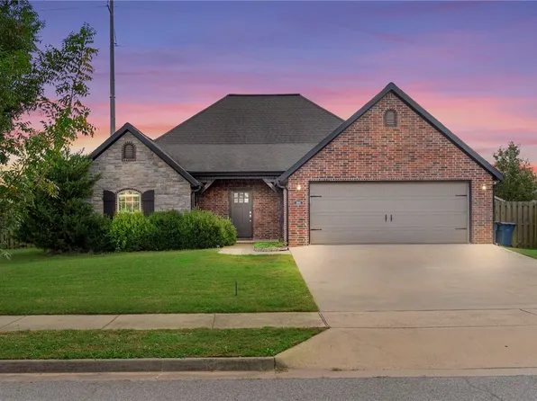 3501 SW Elm Manor Ave, Bentonville, AR 72712