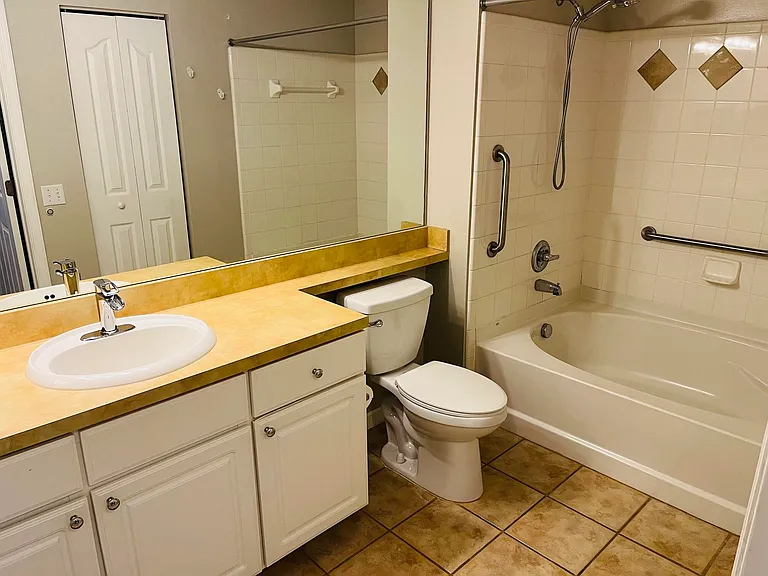 6101 Myrtlewood Cir W — Photo 10