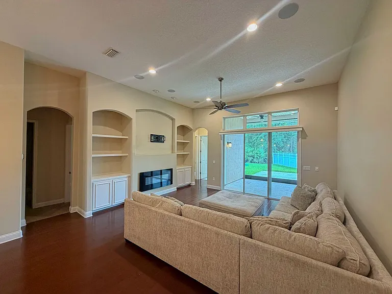 338 Willow Winds Pkwy — Photo 6