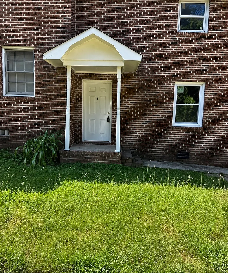 1118 Clinton Road - 1 — Photo 1